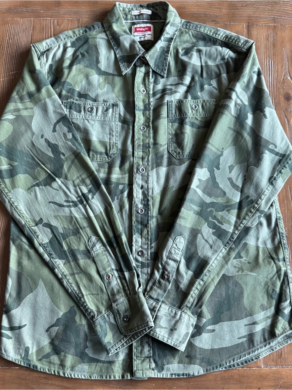 Wrangler Green Camo Military-Style Button Front Field Shirt Jacket